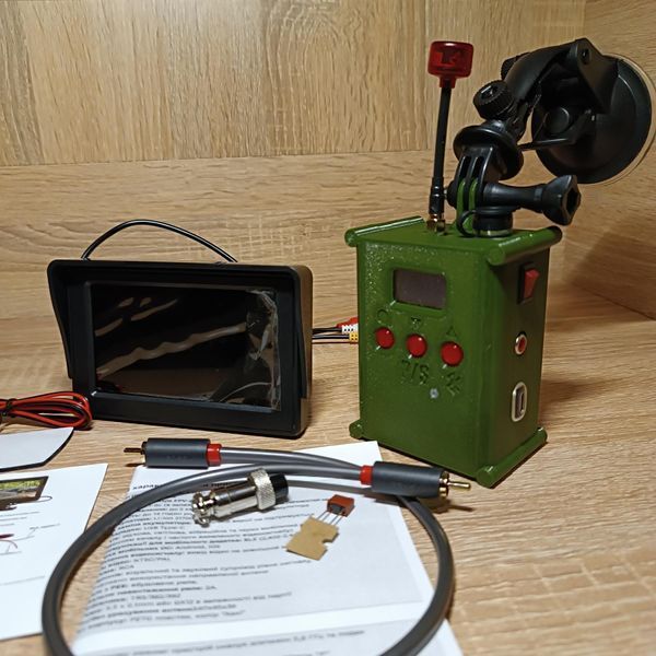 Детектор OWL 1 Обнаружение FPV -DRONES на частоте 5,3 ГГц - 5,9 ГГц, Bluetooth, интеграция с HRB, + монитор 4'3 дюйма для вывода видео, + монтаж на ветровом стекле 11789309 фото