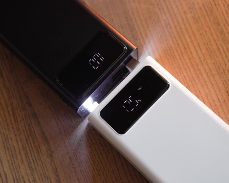 Зарядний пристрій Power bank OARMIO 40000 mAh Black 80581123 фото