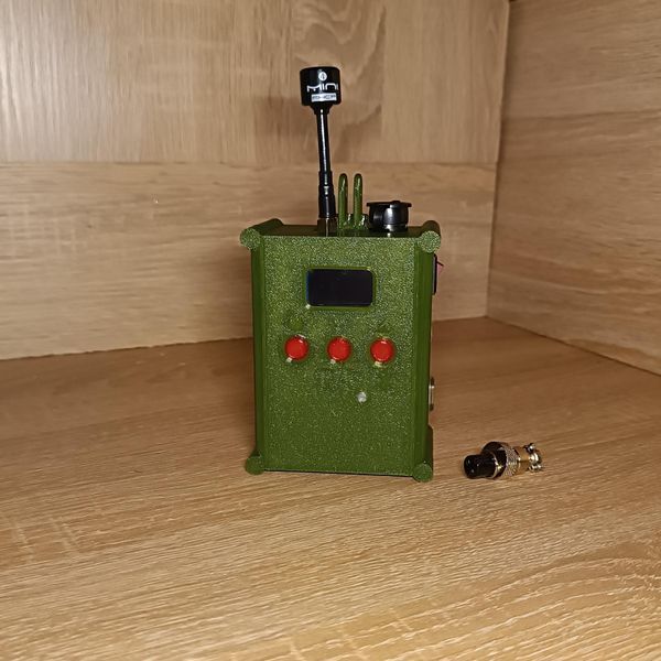 Детектор OWL 1. Для обнаружения FPV -ROMA на частоте 5,3 ГГц - 5,9 ГГц, поддержку интеграции с HR, выходным видео на мониторе, Bluetooth 45667106 фото