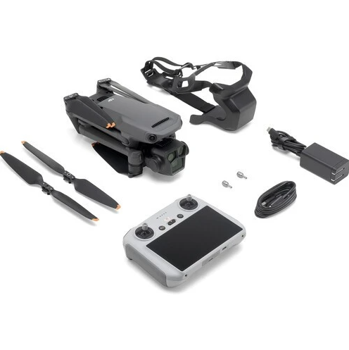 DJI Mavic 3 Pro with DJI RC (with Bag and Light Filter) (CP.MA.00000654.01, CP.MA.00000656.01) 645343 фото